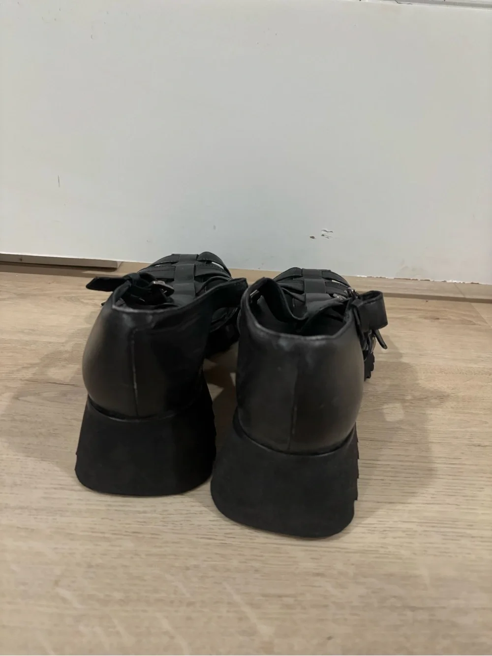 Free People Fisherman Sandals in Black Size 8.5
